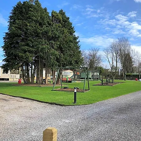 Delightful 2-bed Static Set In A Peaceful Village Bassenthwaite